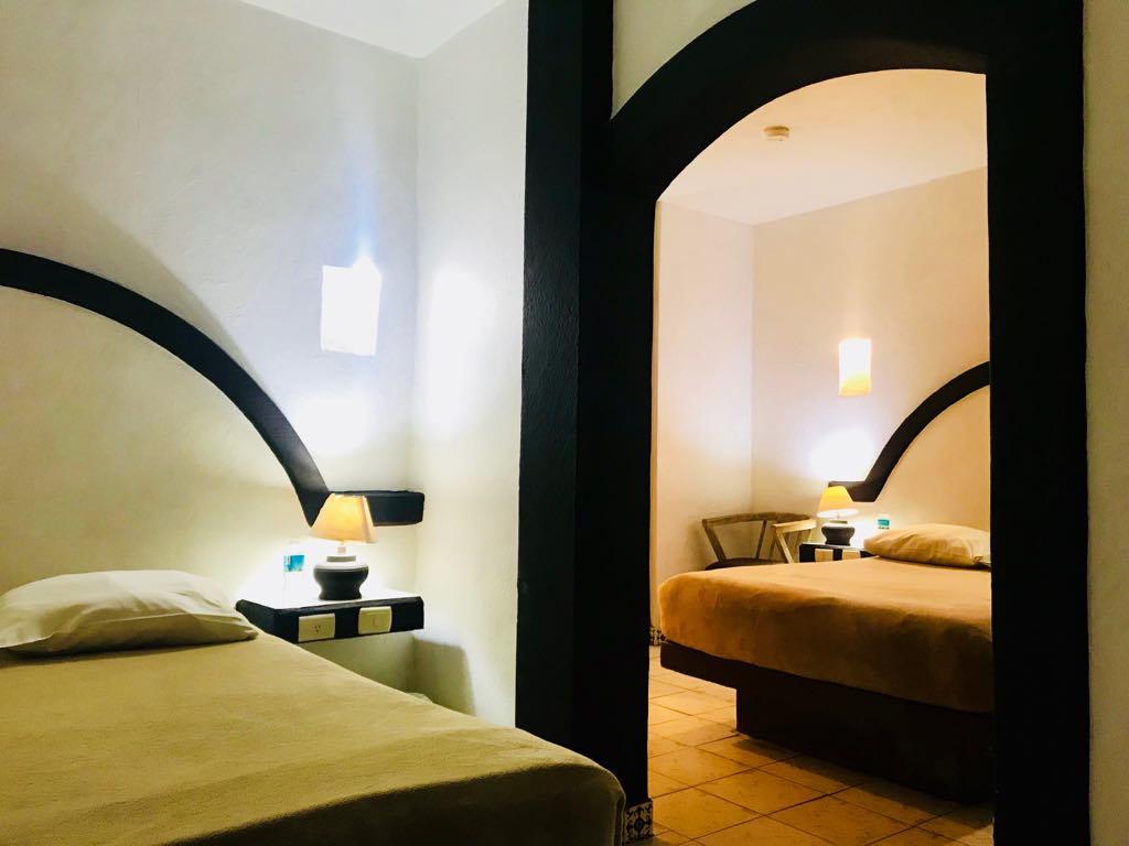 Hotel Plaza モレリア エクステリア 写真