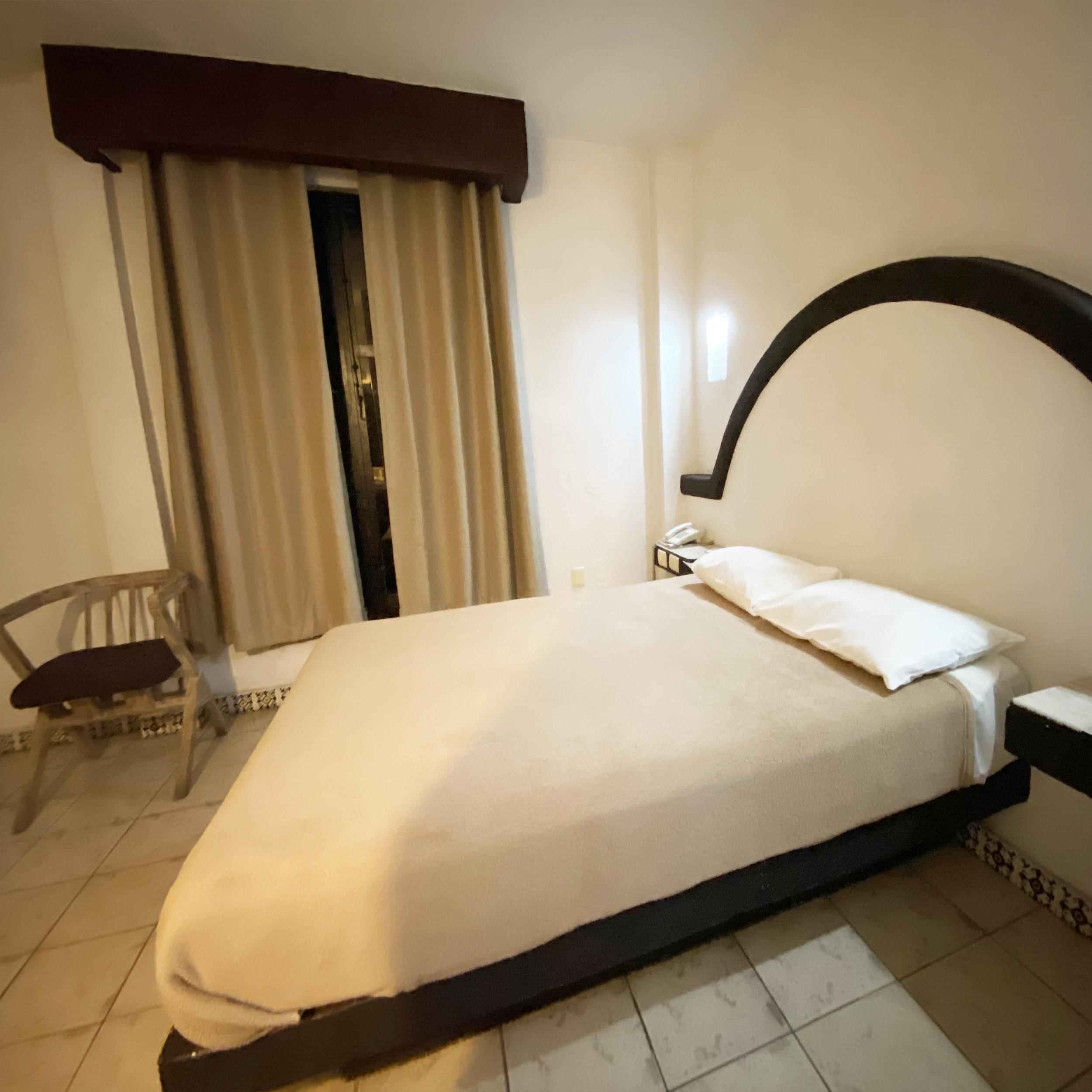 Hotel Plaza モレリア エクステリア 写真