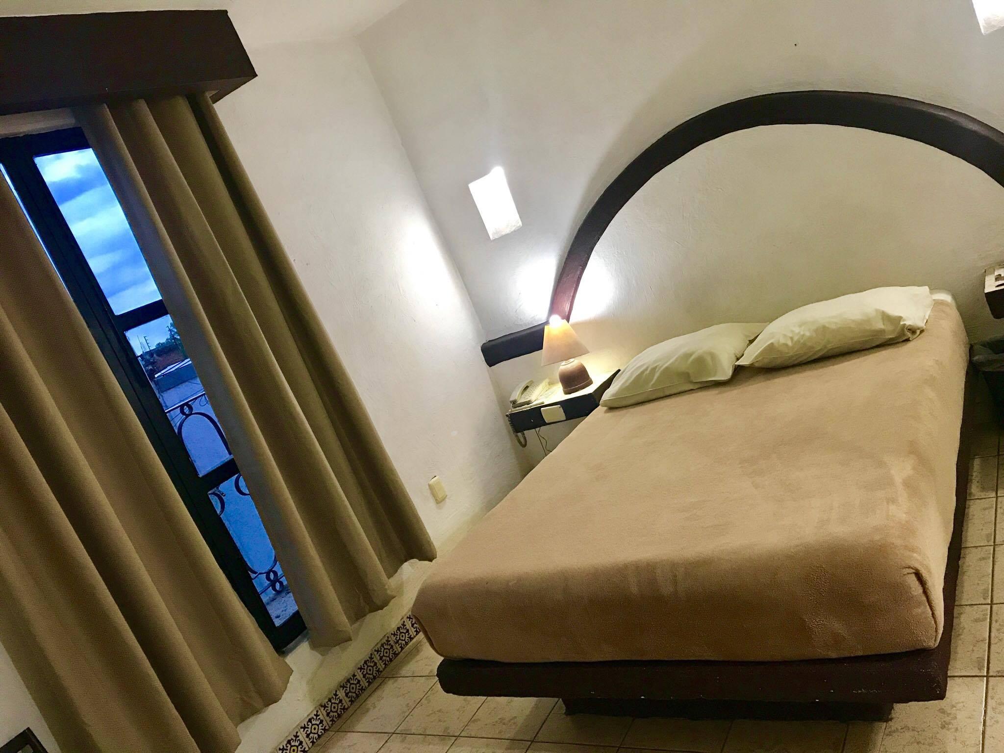 Hotel Plaza モレリア エクステリア 写真