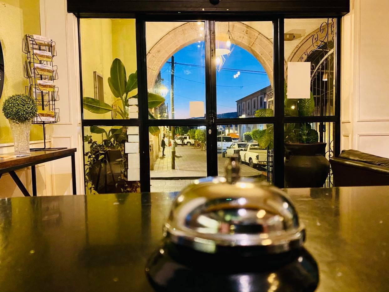 Hotel Plaza モレリア エクステリア 写真